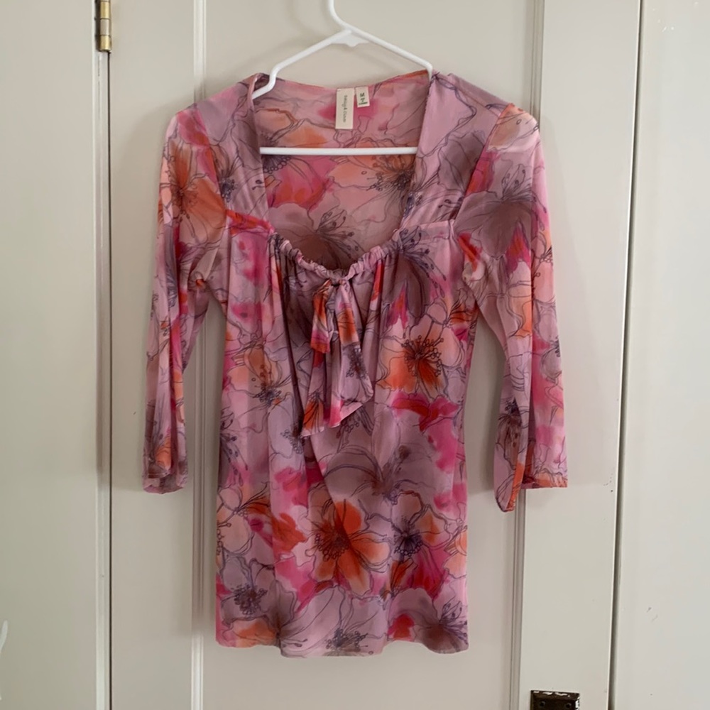 Daisy and clover floral form fitting top
